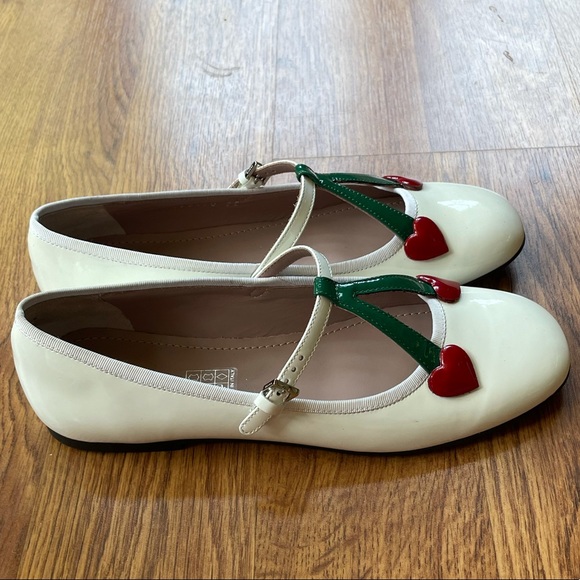 Gucci Cherry Mary Jane White Patent Leather Flats - Picture 3 of 7